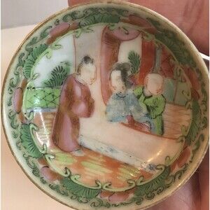 Antique Chinese Family Rose Medallion Small Condiment Bowl Pre 19 Century
